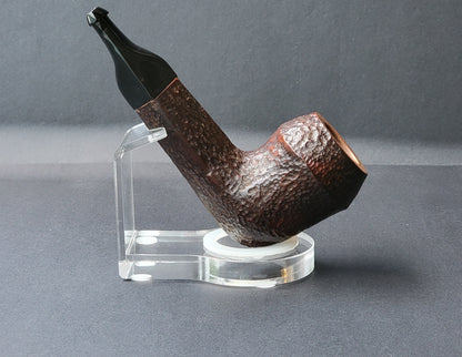 Cherry Bulldog, Rusticated with short stem (RA47)