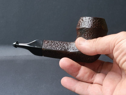 Cherry Bulldog, Rusticated with short stem (RA47)