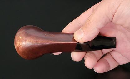 Cherry bulldog (RA38)